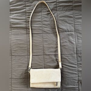 Beis Cream Beige Crossbody Travel Wallet NWOT Euro-Summer